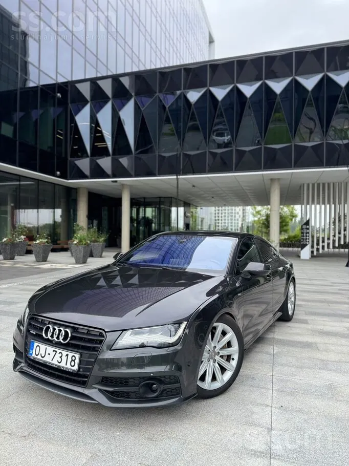 Audi A7 2014 photo 2