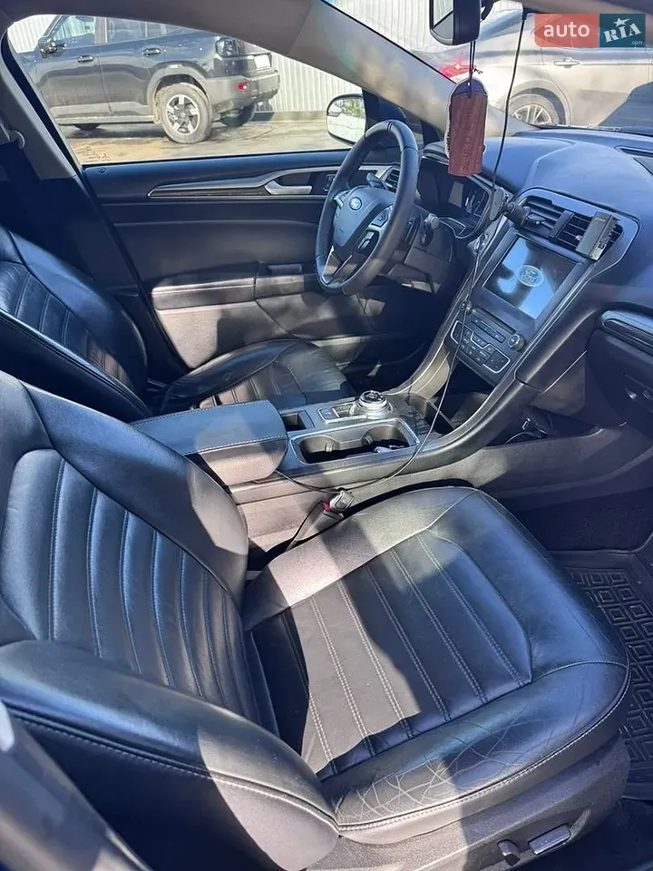 Ford Fusion 2017 photo 5
