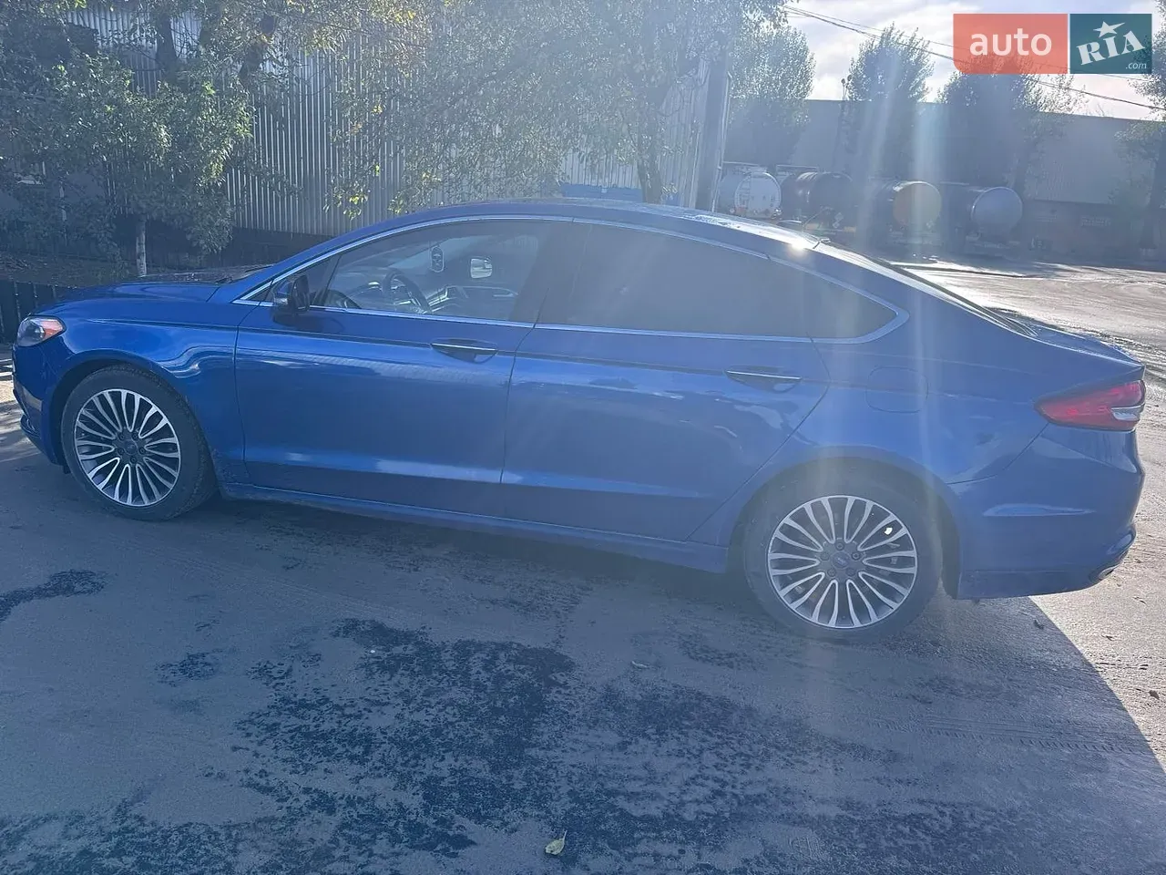 Ford Fusion 2017 photo 2