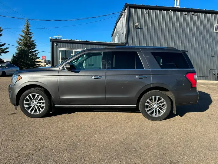 Ford Expedition 2018 photo 2