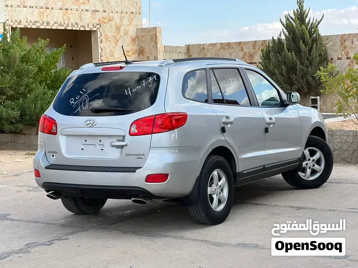 Hyundai Santa Fe 2010 photo 4