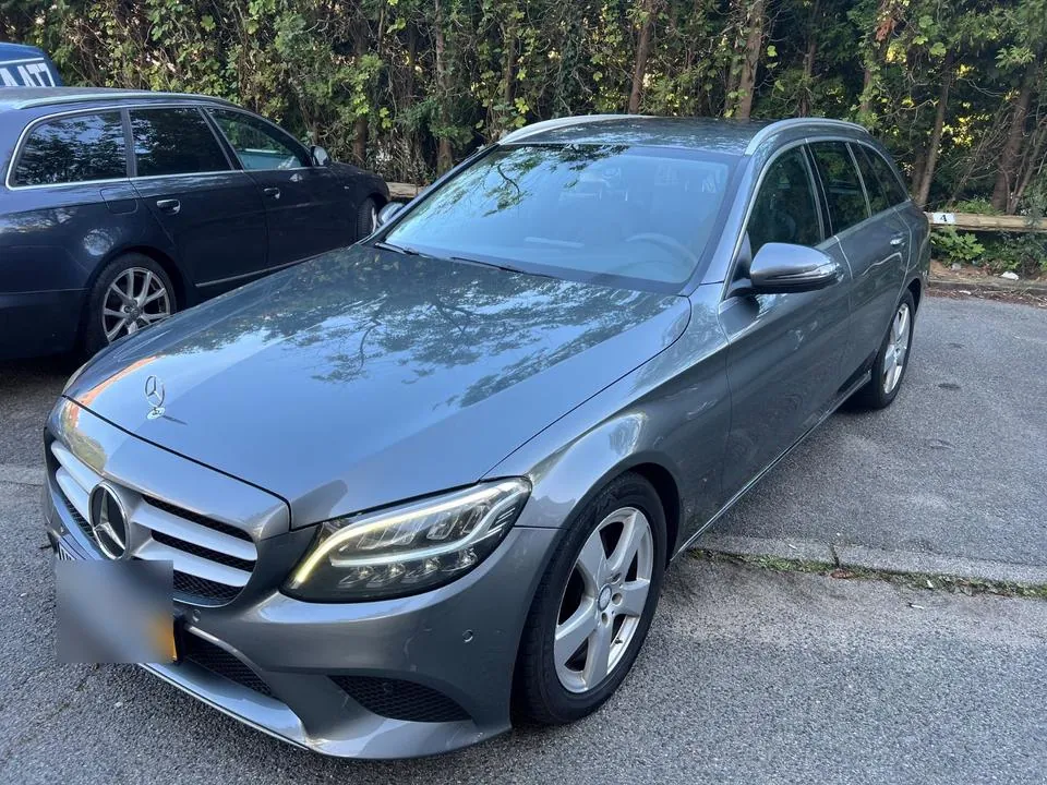 Mercedes-Benz C 220