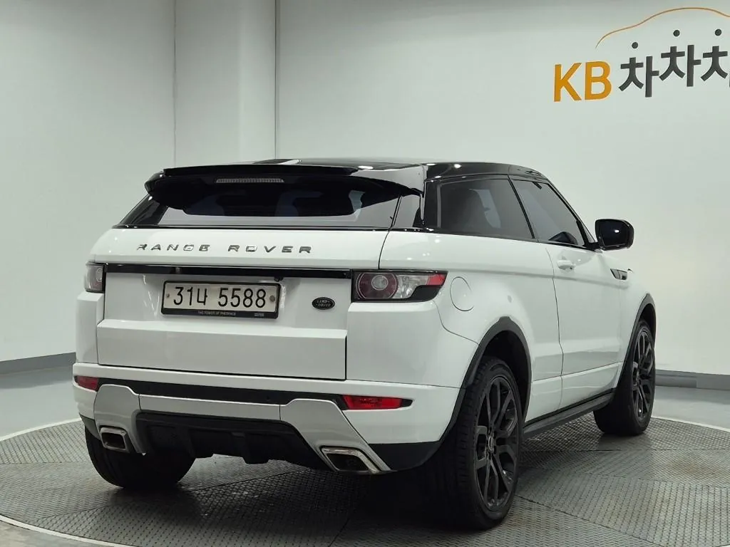 Land Rover Range Rover Evoque 2012 photo 3