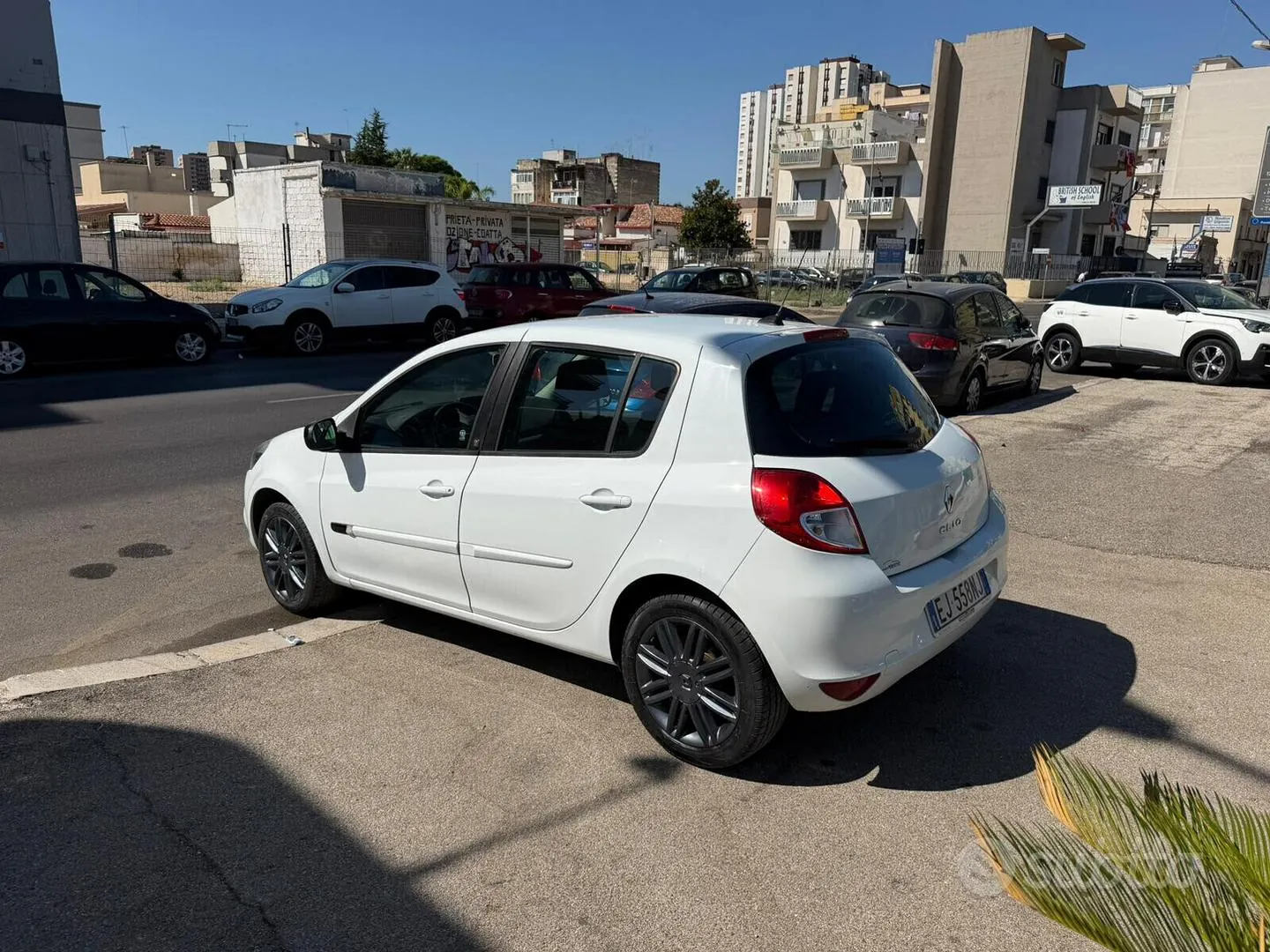 Renault Clio 2011 photo 3