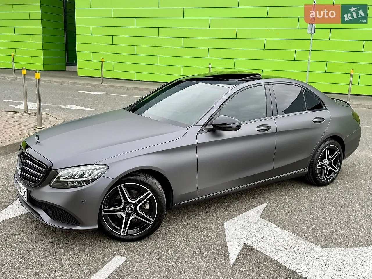 Mercedes-Benz C-Class 2018 photo 3