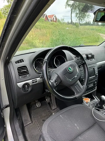 Skoda Yeti 2010 photo 5