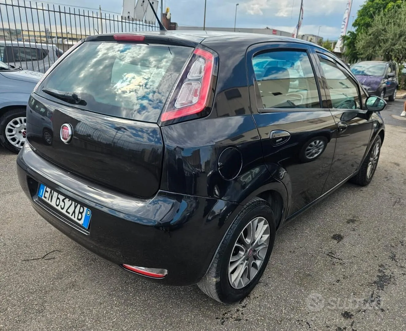 Fiat Grande Punto 2012 photo 4