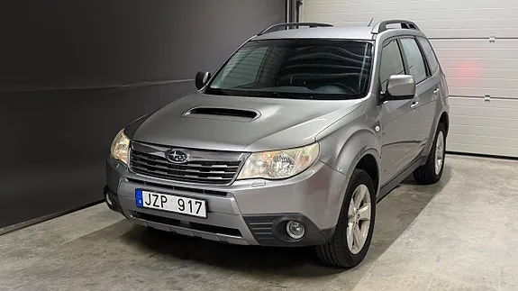 Subaru Forester 2010 photo 4