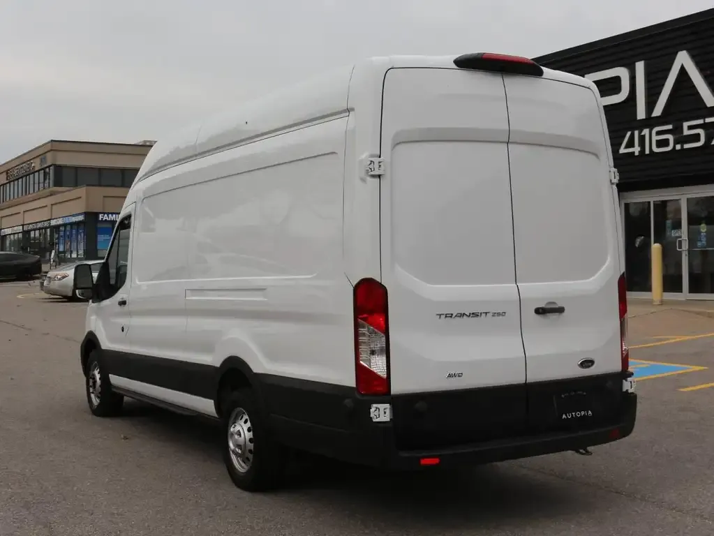 Ford Transit Cargo Van 2024 photo 5
