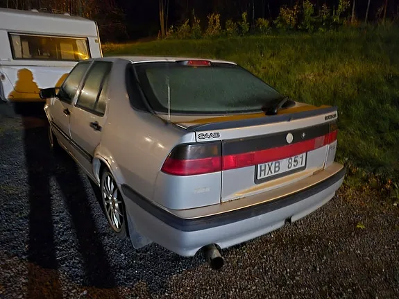 Saab 9000 1997 photo 2