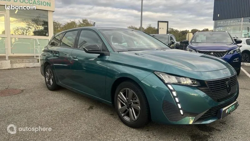 Peugeot 308 2023 photo 3