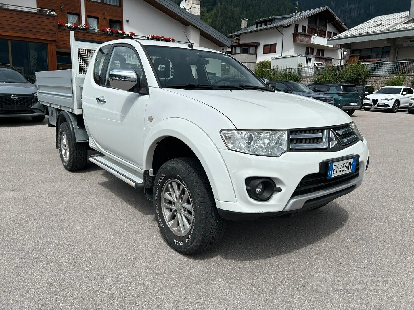Mitsubishi L200 2015 photo 3