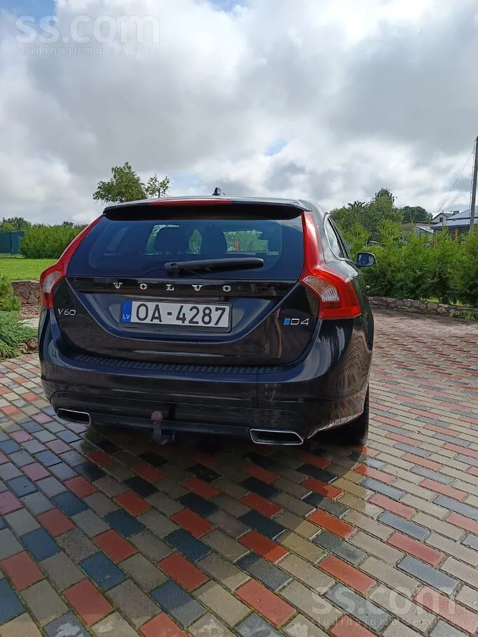 Volvo V60 2014 photo 5