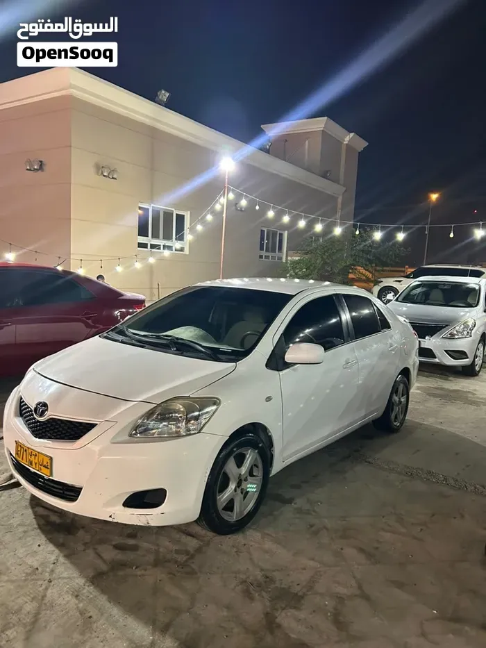 Toyota Yaris 2009 photo 2