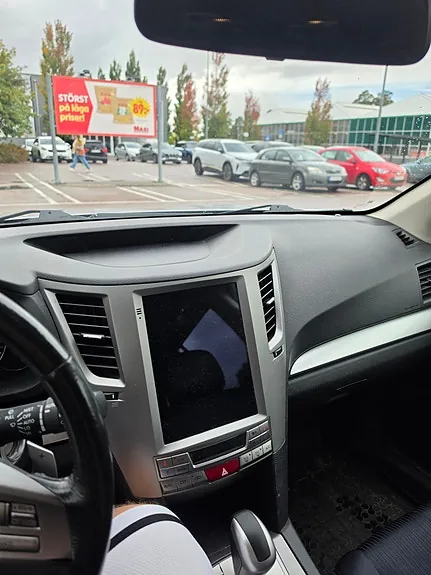 Subaru Legacy 2010 photo 5