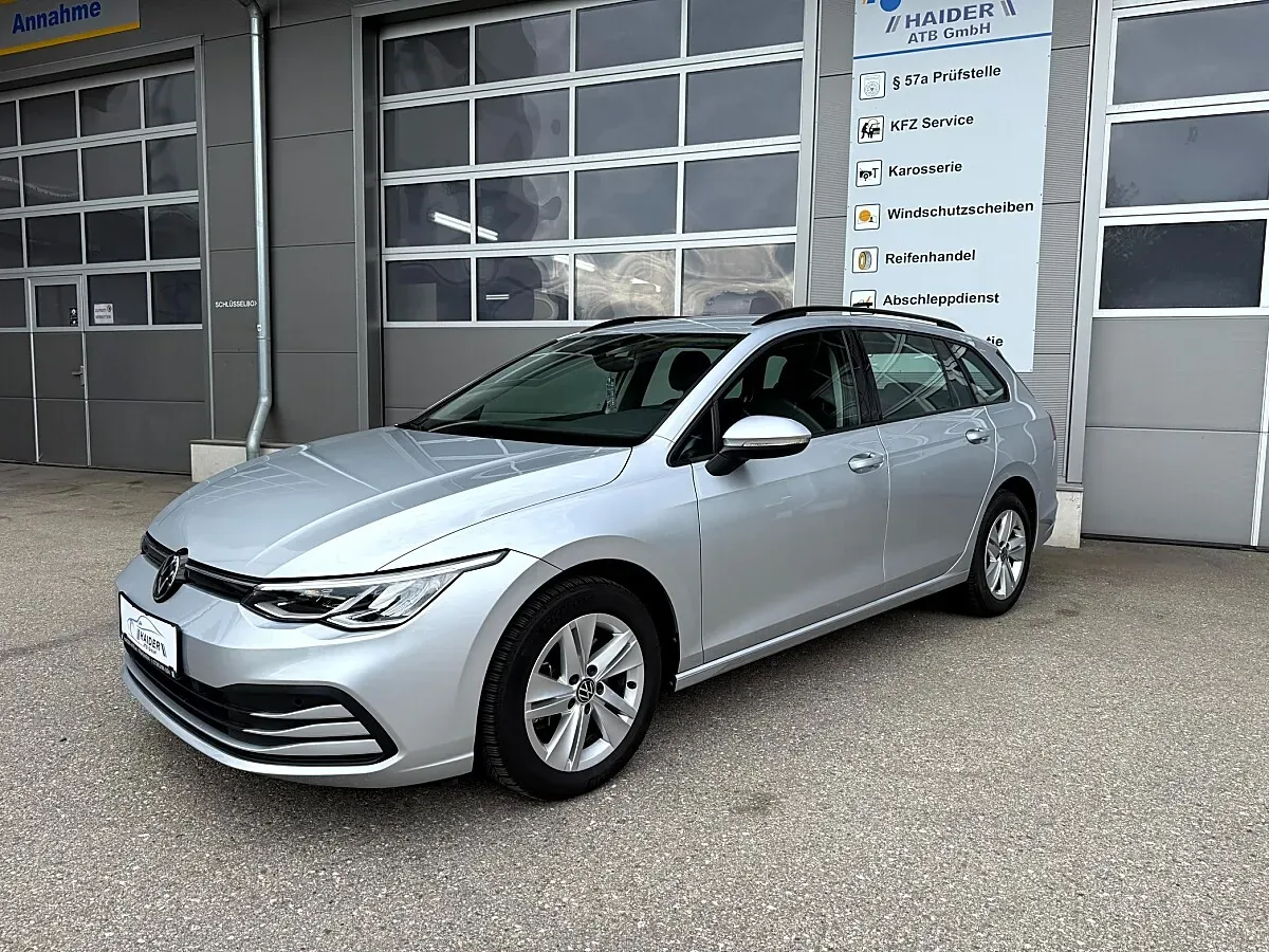 Volkswagen Golf 2023 photo 3