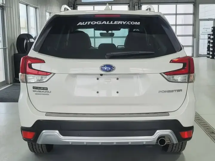 Subaru Forester 2023 photo 4