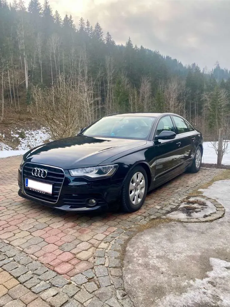 Audi A6 2012 photo 2
