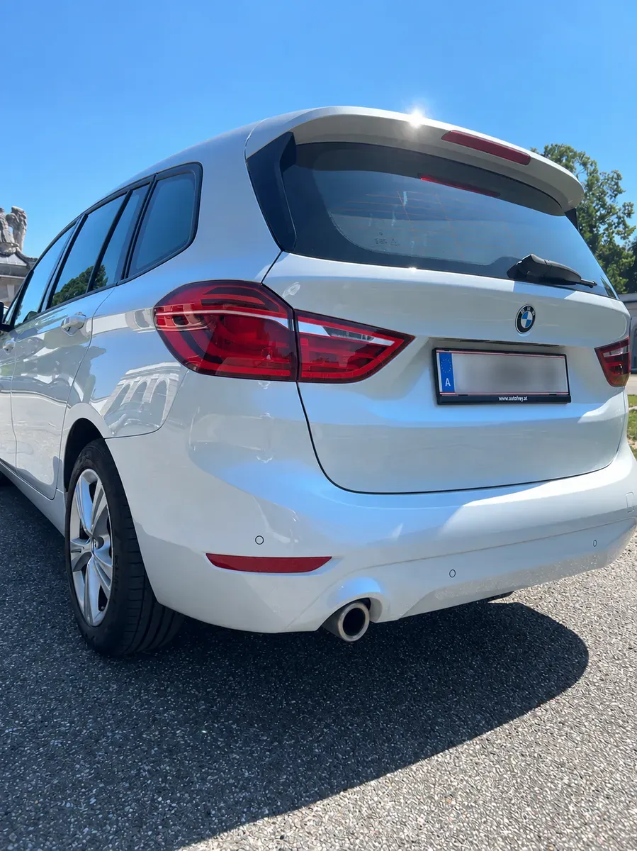 BMW 218I Gran Tourer Automatik 2022 photo 2