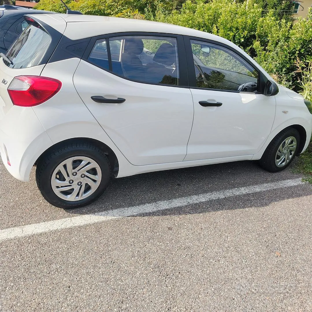 Hyundai I10 2021 photo 2