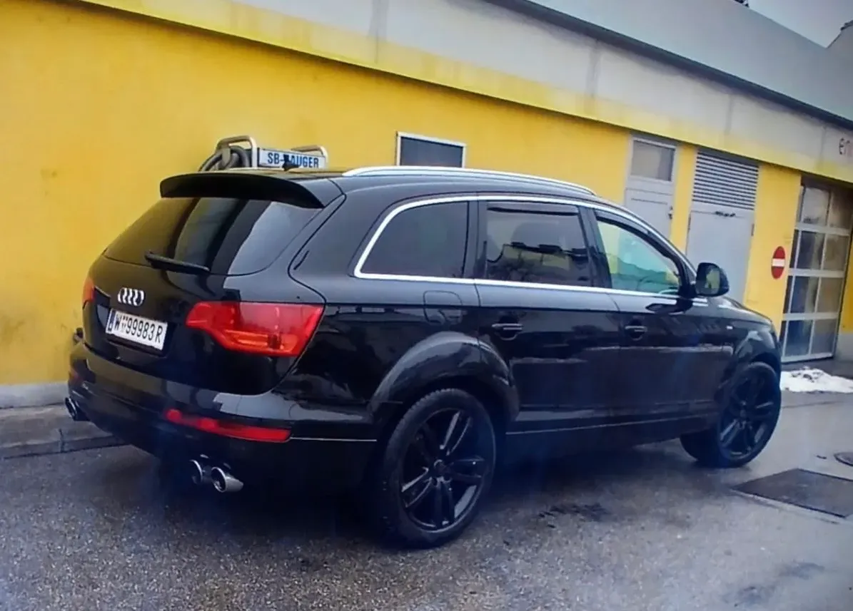Audi Q7 2008 photo 3