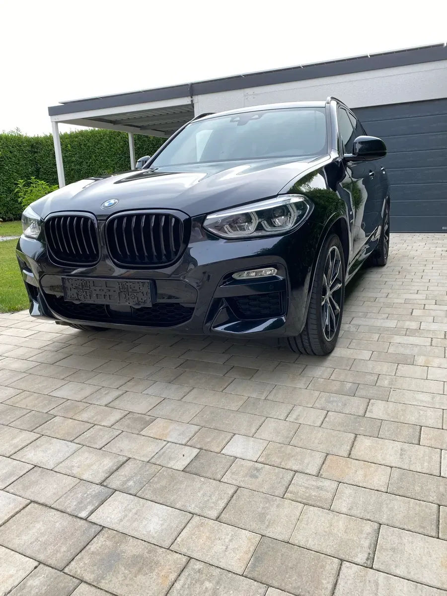 BMW X3 2019 photo 2