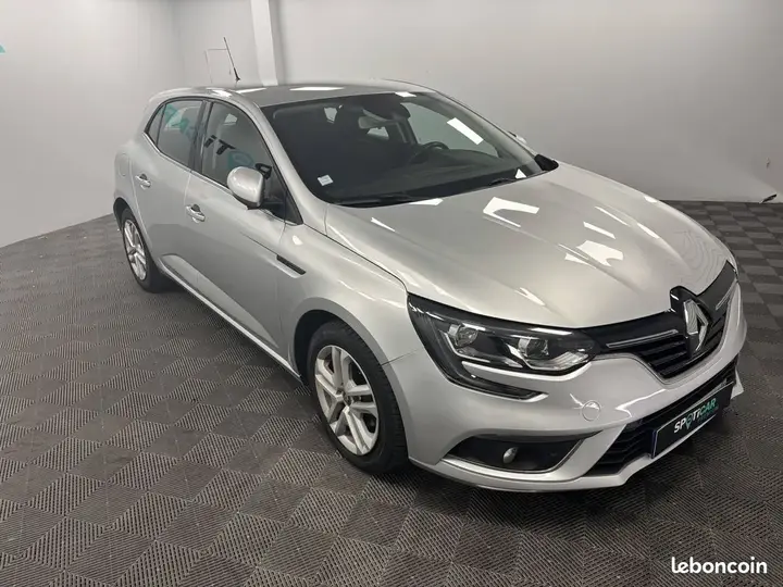Renault Megane 2020 photo 3
