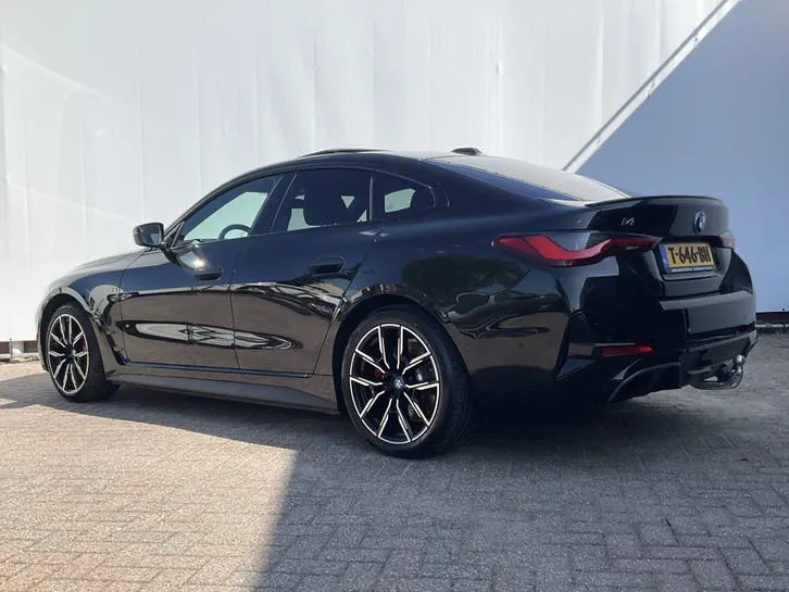 BMW I4 2023 photo 2