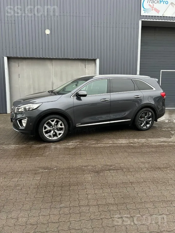 Kia Sorento 2015 photo 4