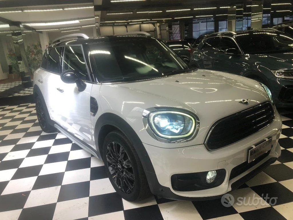 Mini Countryman 2019 photo 2