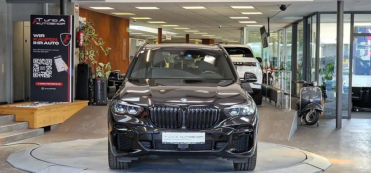 BMW X5 2022 photo 2