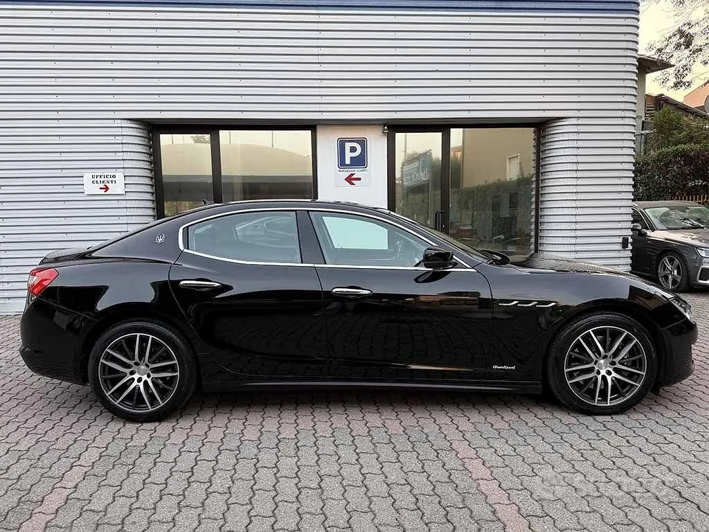 Maserati Ghibli 2017 photo 4