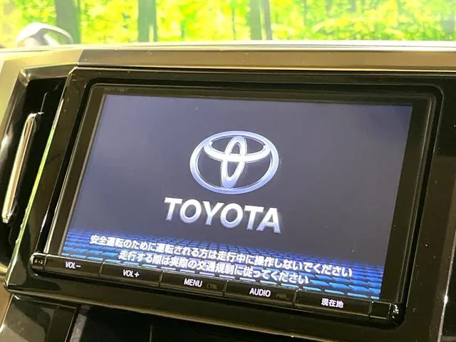 Toyota Verfia Hybrid X 2017 photo 3