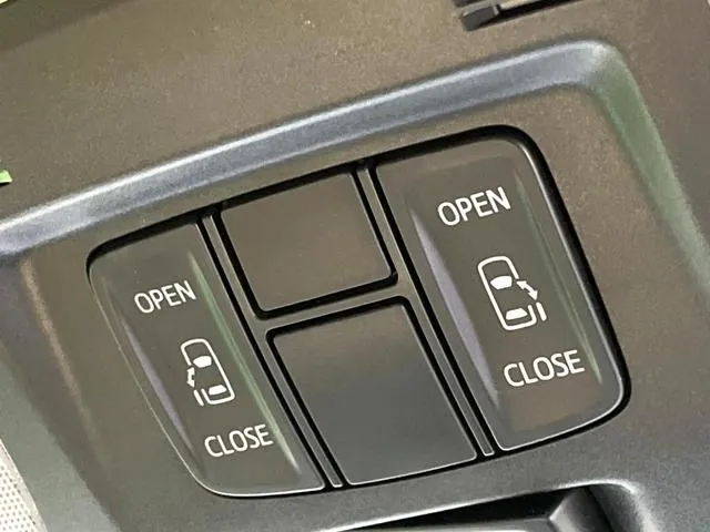 Toyota Verfia Hybrid X 2017 photo 5