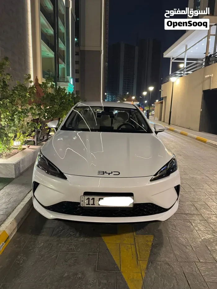 BYD Seal 2025 photo 2