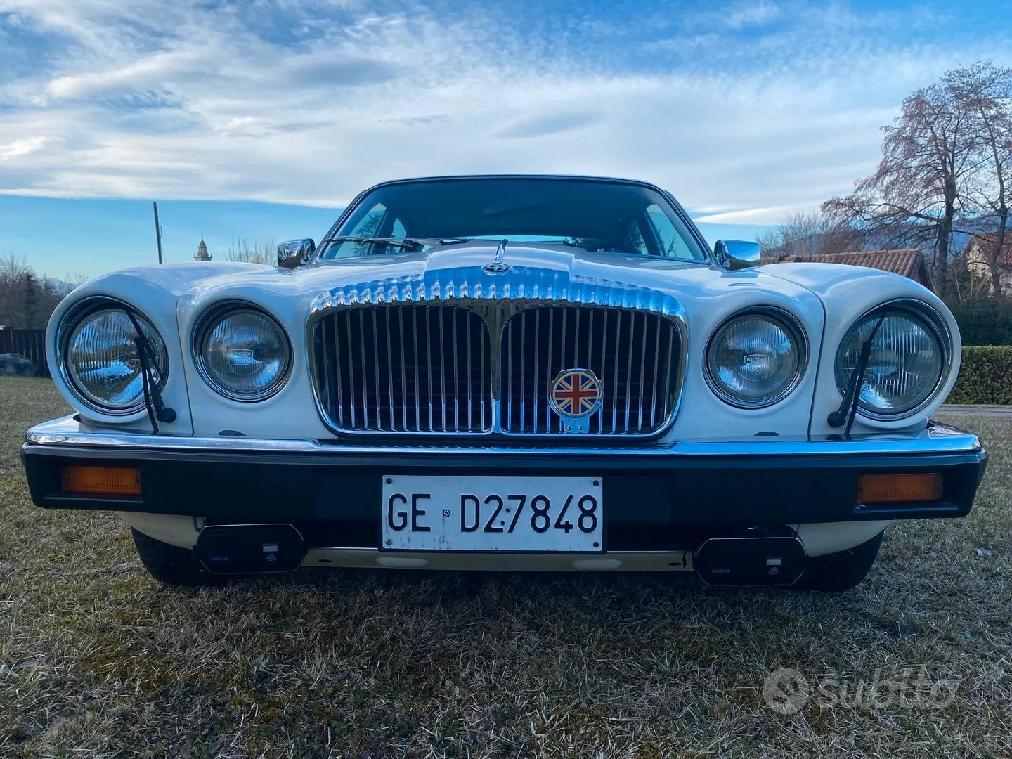 Daimler Double Six 1980 photo 5