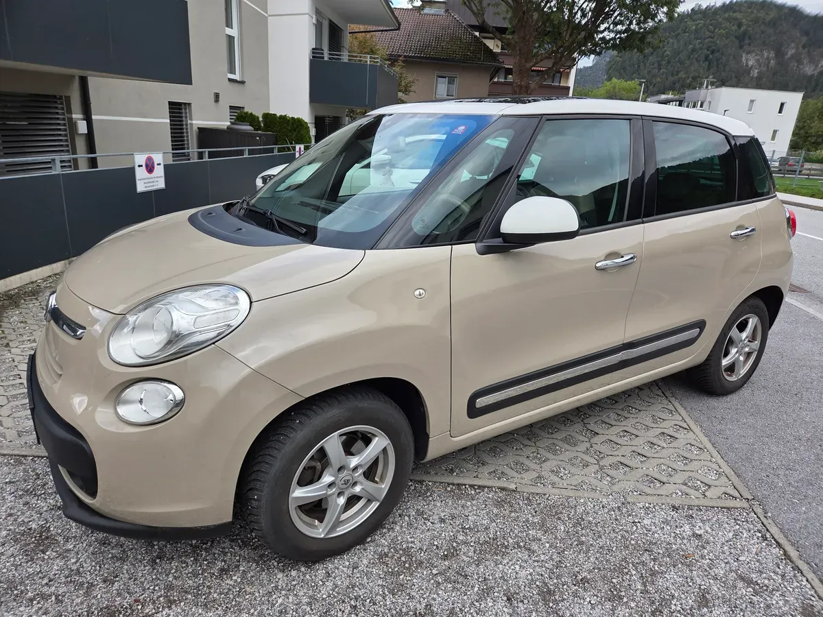 Fiat 500L 2014 photo 2