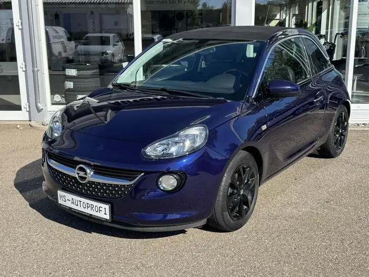 Opel Adam