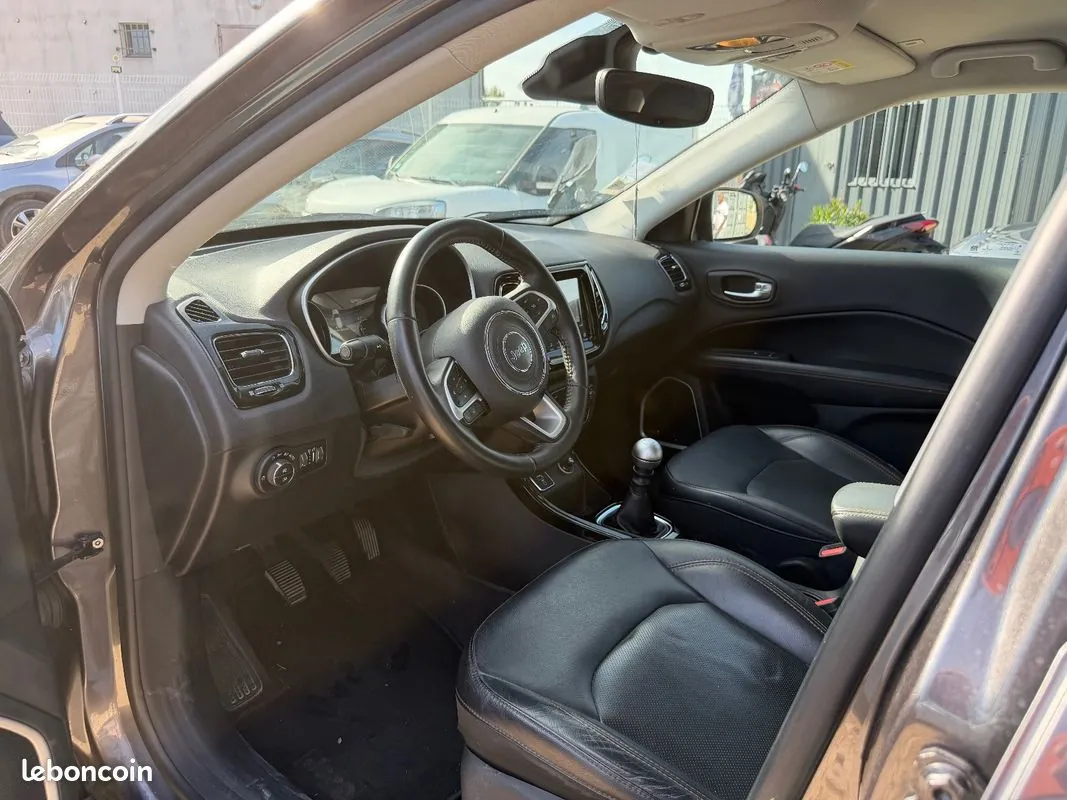 Jeep Compass 2018 photo 2