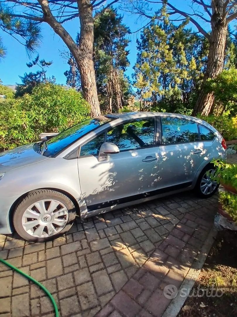 Citroen C4 2006 photo 3