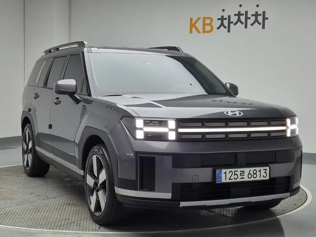 Hyundai Santa Fe 2025 photo 4