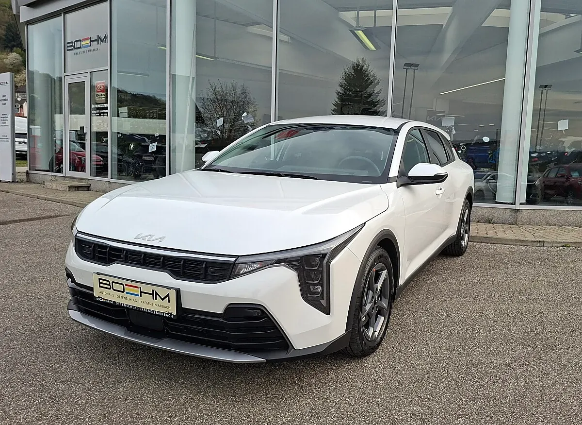 Kia K4