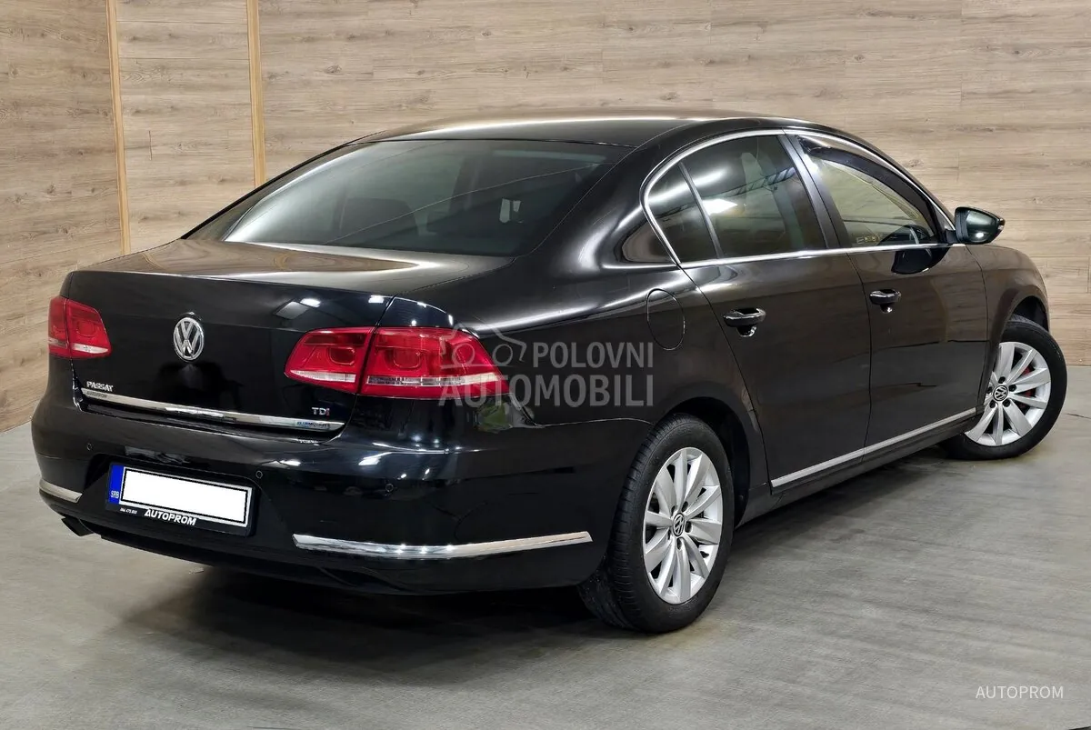 Volkswagen Passat B7 2011 photo 5