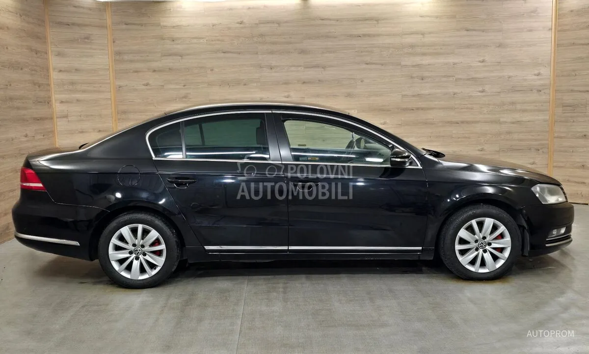 Volkswagen Passat B7 2011 photo 4