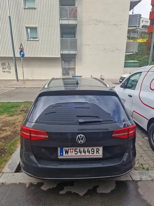 Volkswagen Passat 2015 photo 2