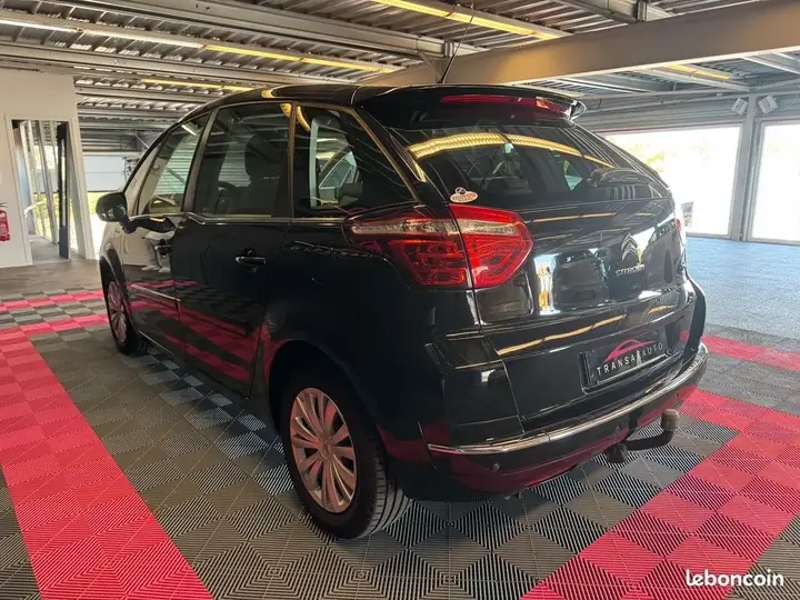 Citroen C4 Picasso 2012 photo 5
