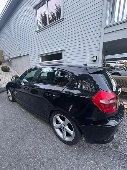 BMW 118D 2008 photo 4