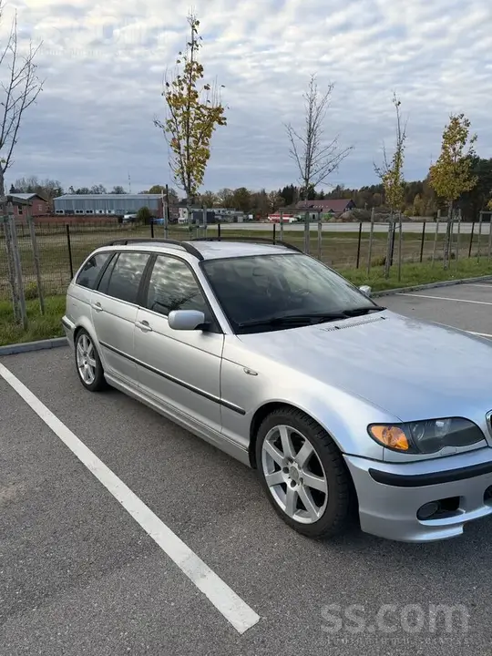 BMW 330D 2002 photo 2