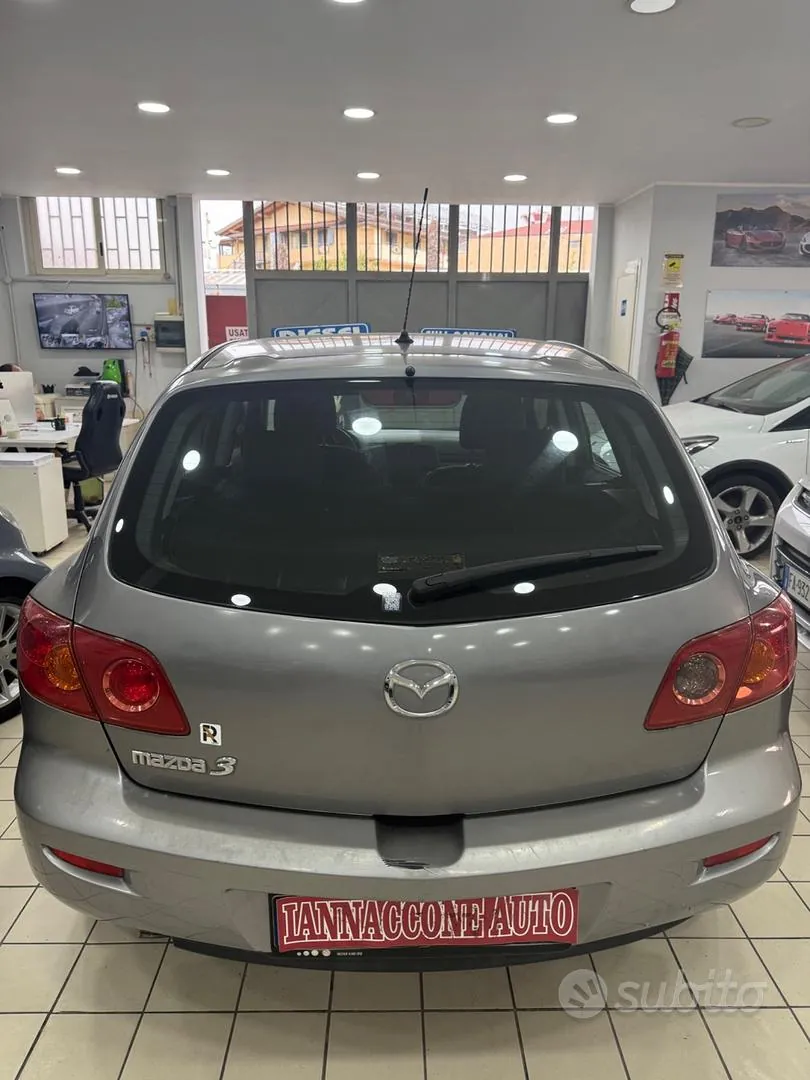 Mazda 3 2004 photo 4