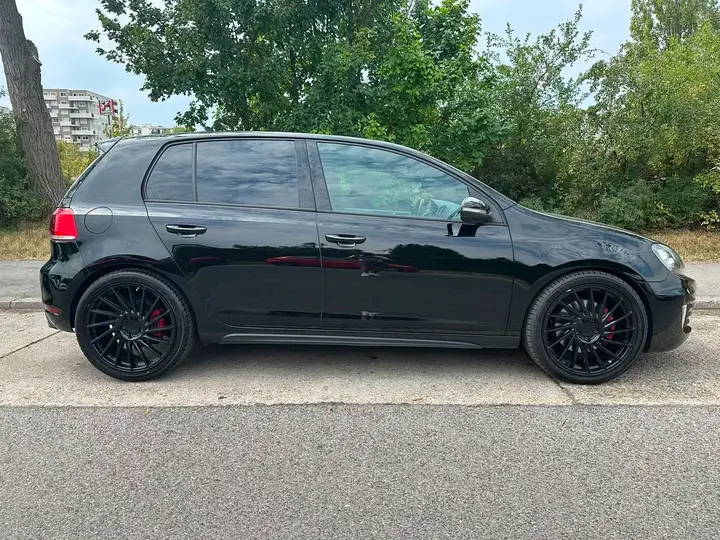 Volkswagen Golf Gti 2012 photo 3
